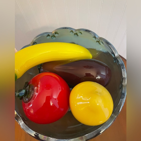 Vintage Indiana Glass Blue Carnival Compote Centerpiece Bowl & Glass Fruit - Picture 12 of 12